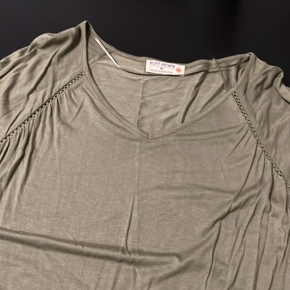 Ruff Hewn top - Picture 2 of 6